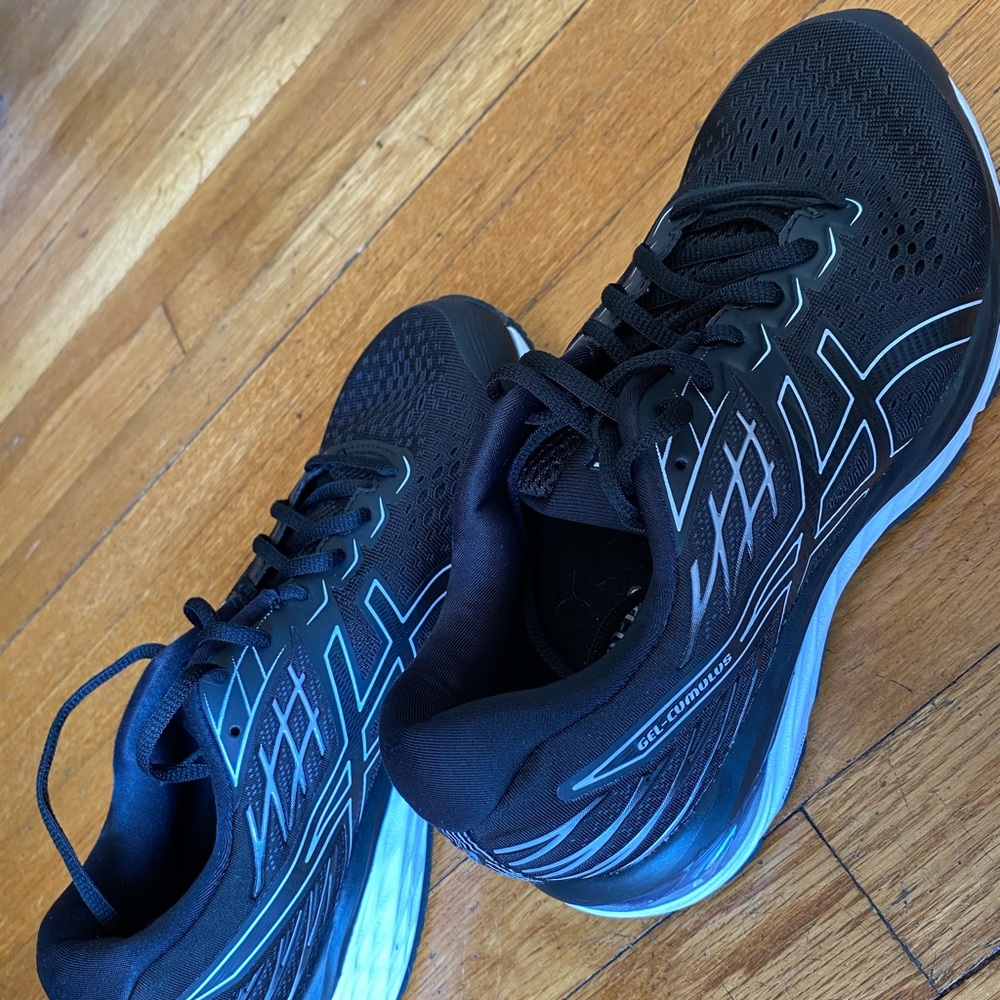 ASICS cumulus 21 RUNNING shoes
